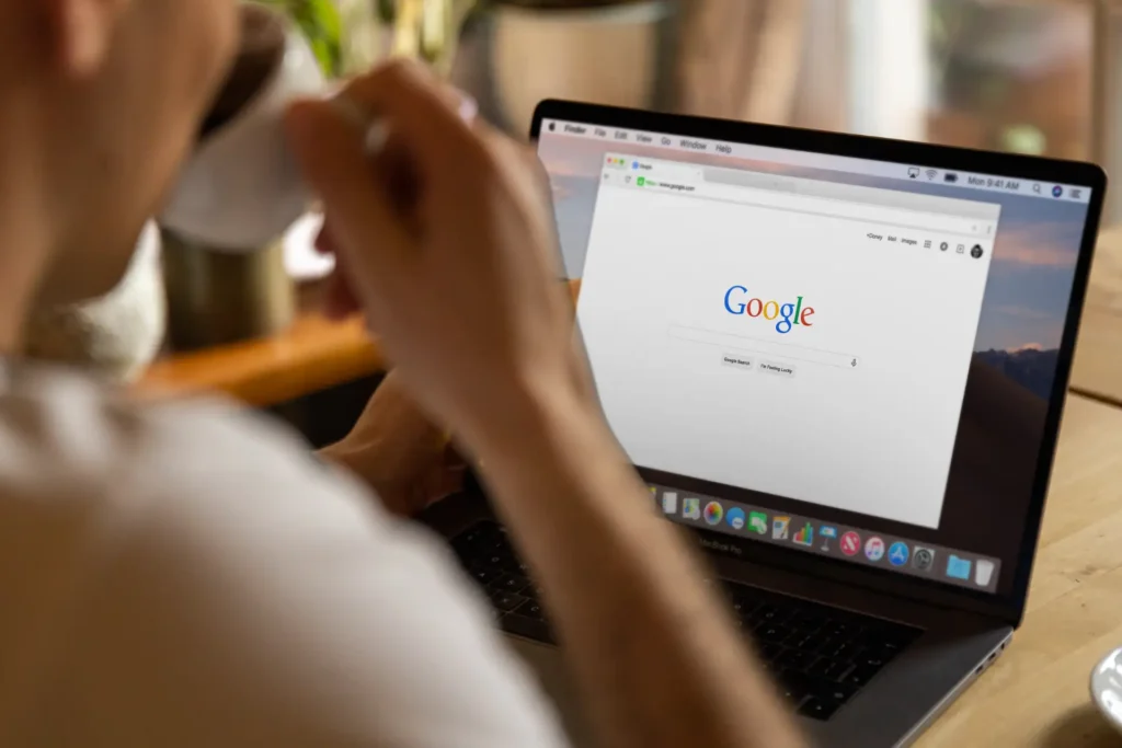  Paid ad and organic result on a Google search page